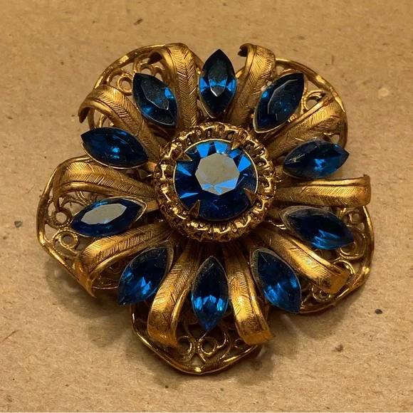 Glass brooch from 60’s - Picture 1 of 3
